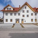 Max Apartmán *