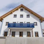 Max Apartmán